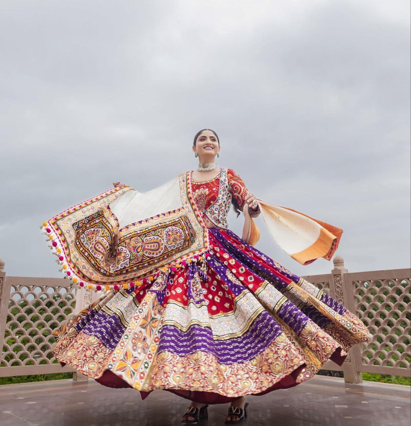 PRESERNTING NEW  STYLISH DESIGNER  DIGITAL PRINTED WORK LAHENGA CHOLI WITH DUPATTA