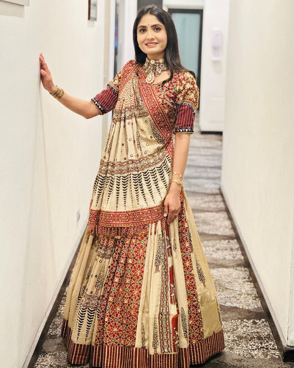 Gita Rabari Designer Chaniya Choli For Navratri Online