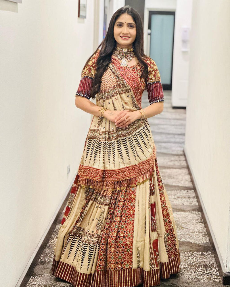 Gita Rabari Designer Chaniya Choli For Navratri Online